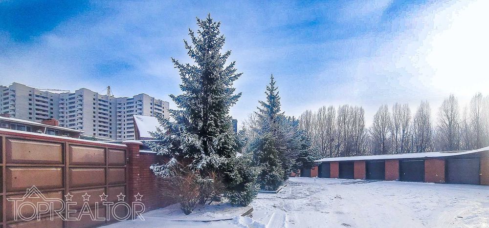 У продажі затишний таунхаус з виходом на Журавлівське водосховище!