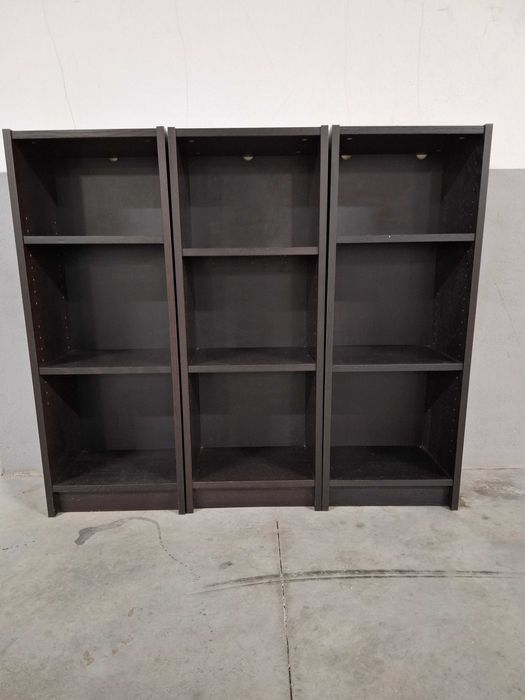 Estante Billy Preta 40x28x106cm