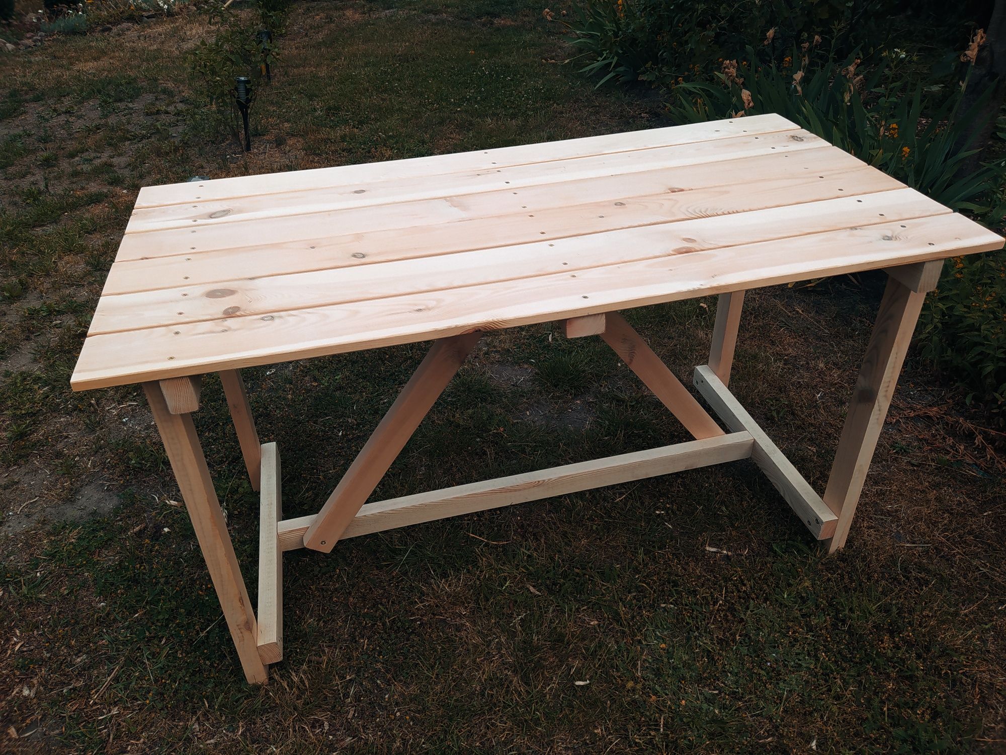 Nowy Stół ogrodowy drewniany