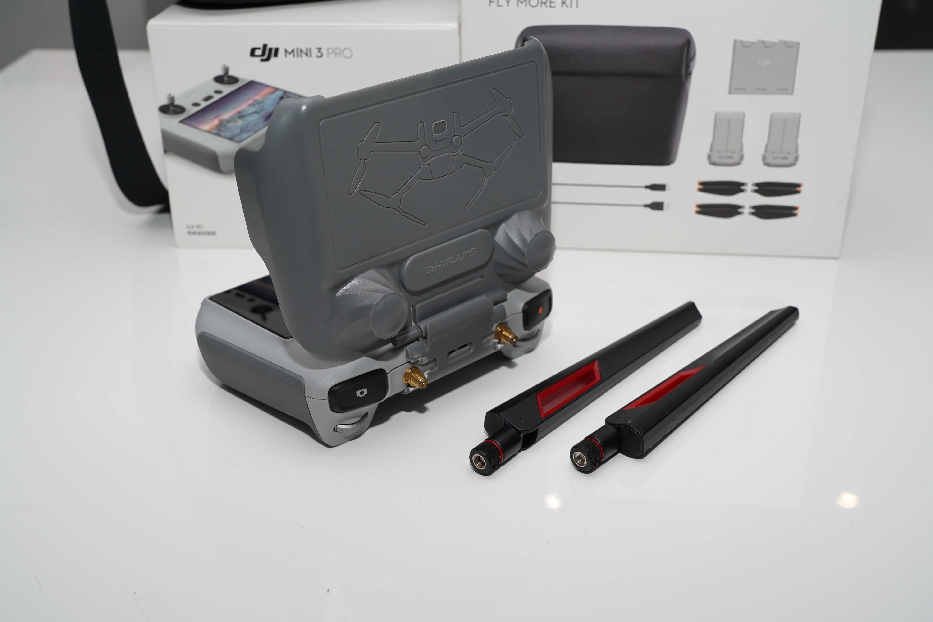 Dron DJI Mini 3 Pro Fly More Combo FCC + filtry