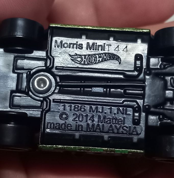 Morris mini hot wheels