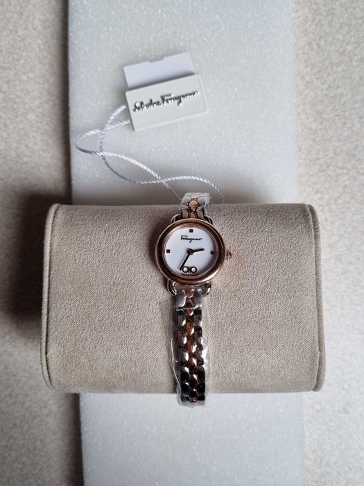 Salvatore Ferragamo VARINA zegarek damski mechanizm kwarcowy
