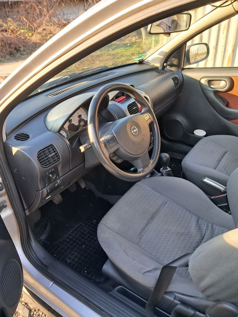 Samochód Opel Corsa 1,2