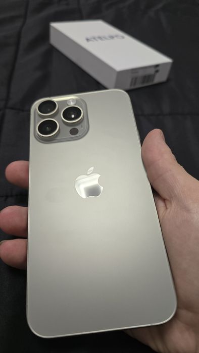 Iphone 15 Pro Max 256GB Titânio Natural novo 100% de bateria