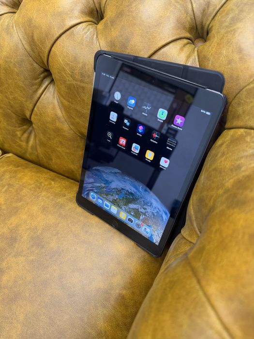 Tabled iPad generacja 9 - Apple - używany