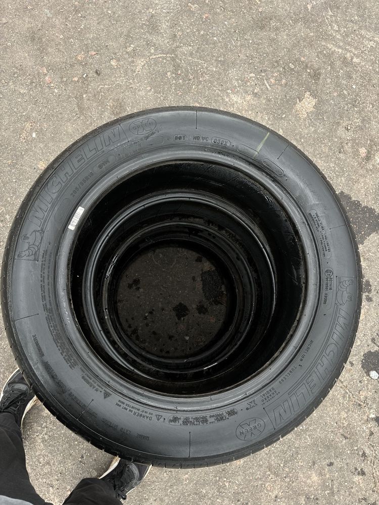 Продам комплект колес 205/55/16