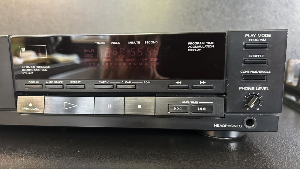 Sony Compact Disc Player CDP-450