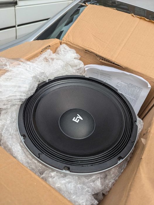 Новий гітарний динамік  Electro-Voice EVM-12L Classic 8hm