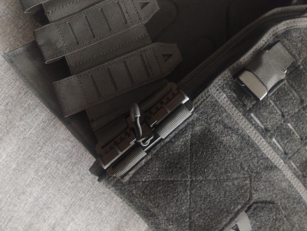 kamizelka taktyczna Yakeda plate carrier czarna