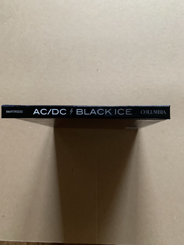 AC/DC - Black Ice. ( Deluxe Edition ) Digipak 2008 .