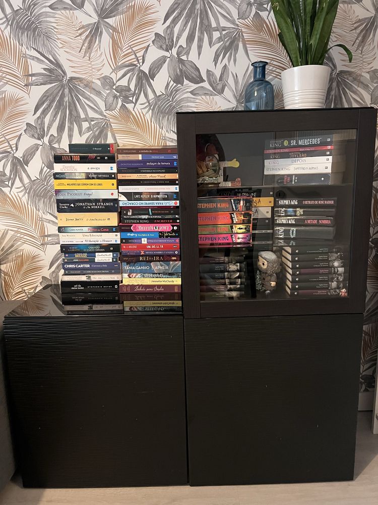 Movel Preto ikea com vidro
