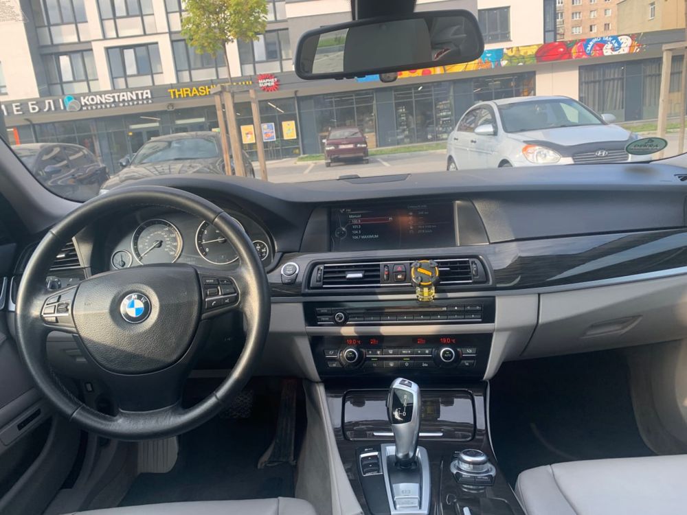 Продам Bmw 528i 2012 року