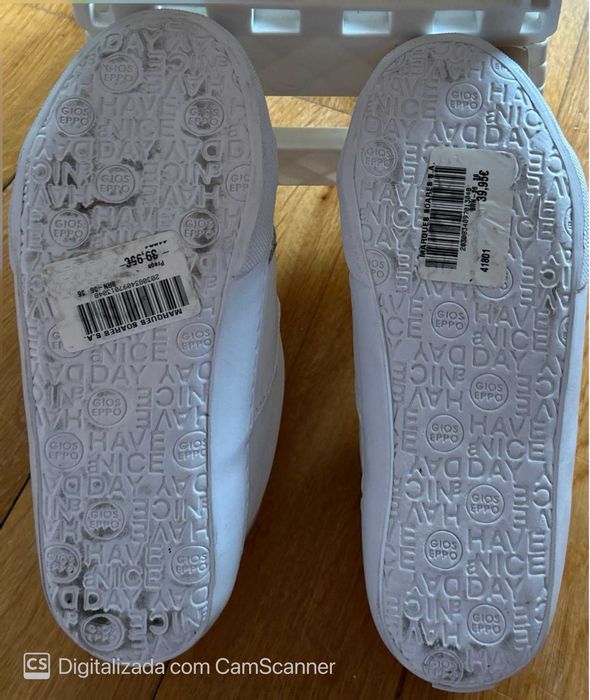 Sapatilhas GIOSEPPO brancas (pelo amovível)