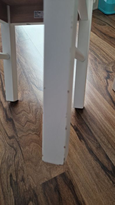 Zestaw stolik i 2 krzesełka Kritter ikea