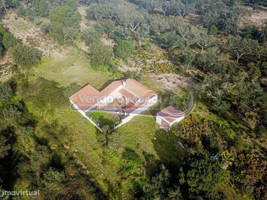 Moradia T2 em Cabeção, Mora (MOR056)