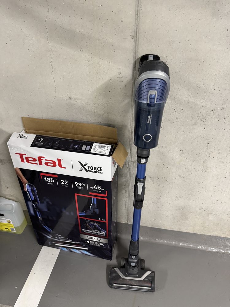 Odkurzacz z mopem na mokro Tefal Xforce FLEX 8.60 komplet stan idealny