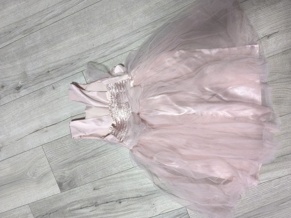 Сукні святкові,сукня нарядна 110