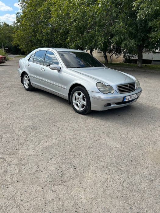 Mercedes C класса W203