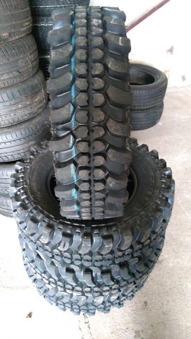 Opony Collin"s 205/70 R15 Breaker MT/R Wzór Simex