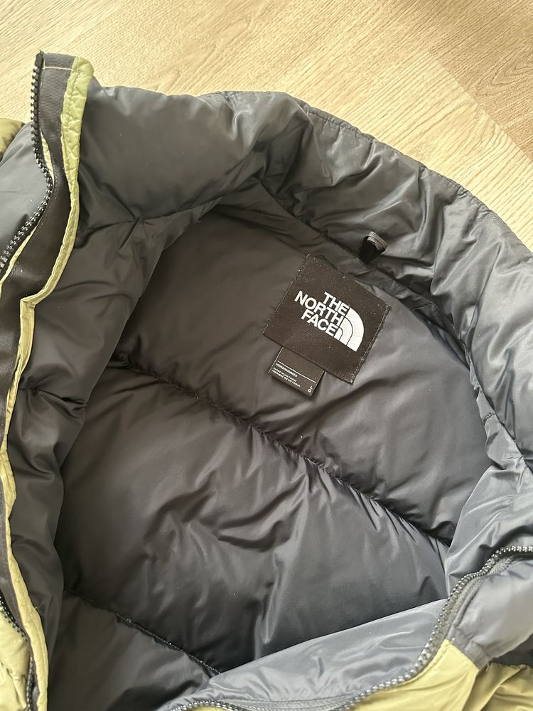 Męska kurtka The North Face nuptse 700 khaki green zielona czarna