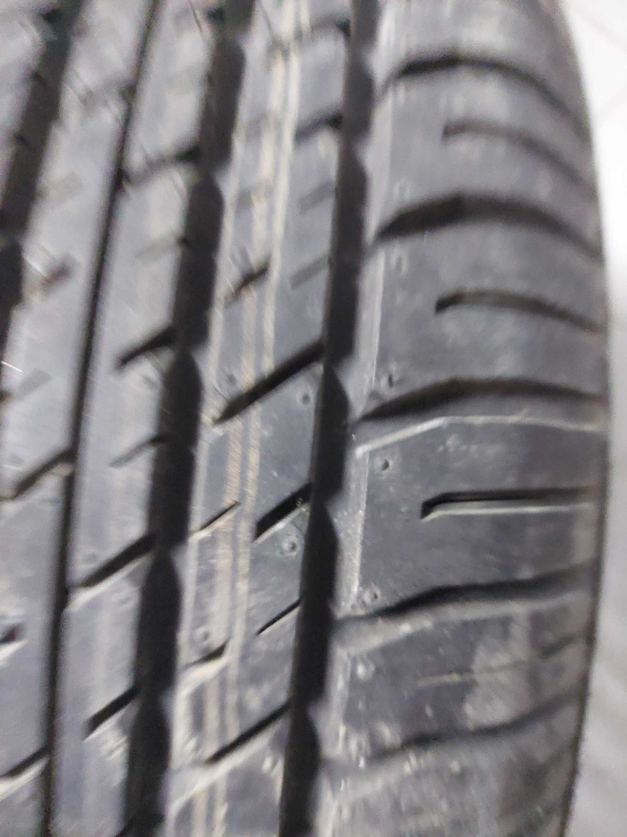 Jante bmw  com pneu Novo 205/60-15
