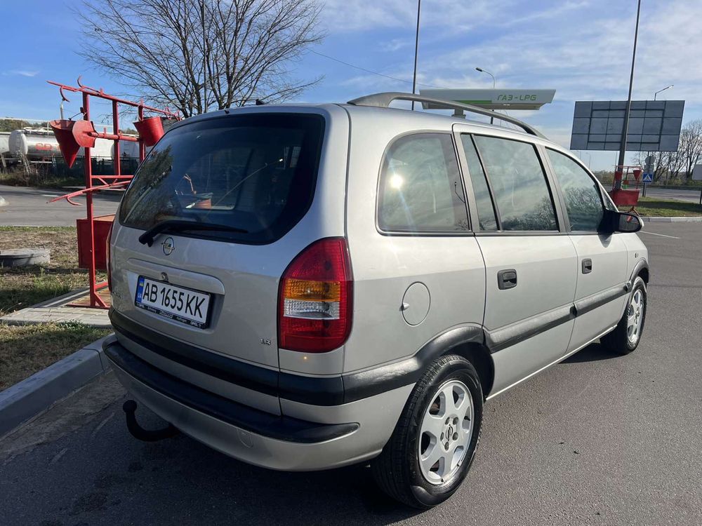 Продам Opel Zafira 162000 пробіг