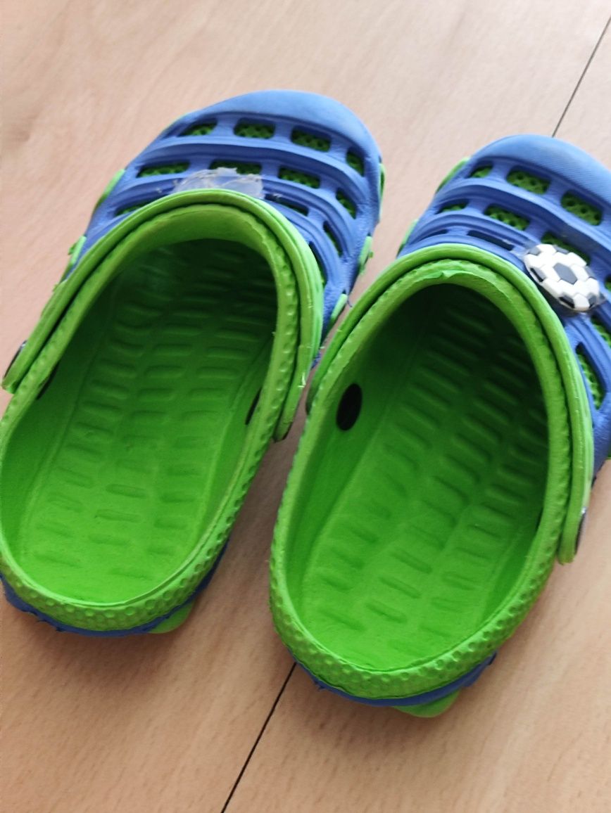 Klapki, buty r. 31, cena za 2 pary