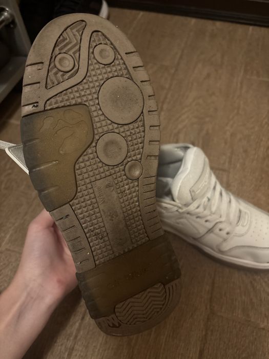 off white out of office for walking