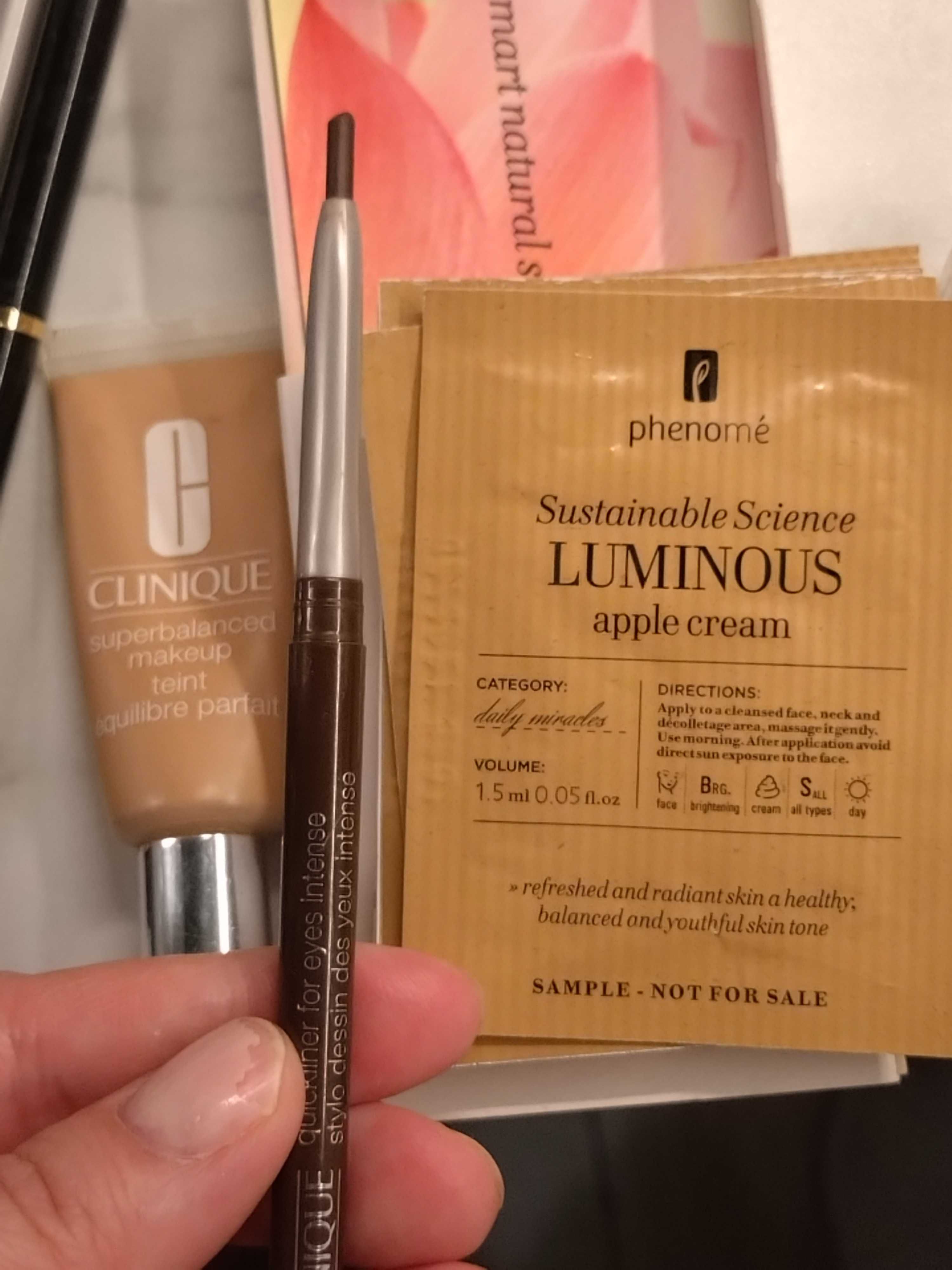 Eyeliner Chanel i rrszta