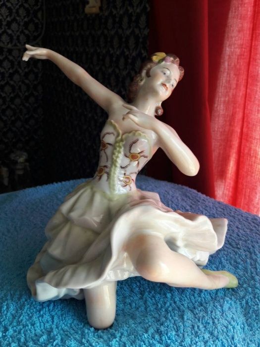 фарфоровая антикварная статуэтка "балерина" германия