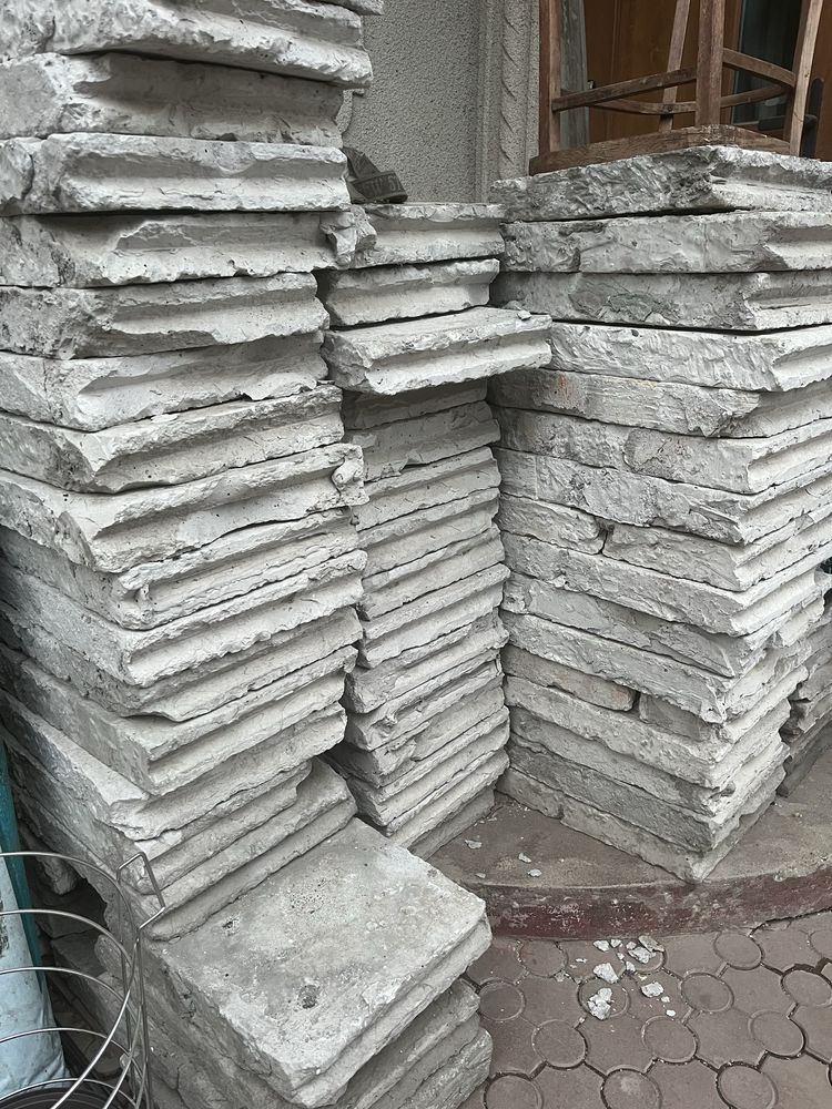 Перестіночний гіпсовий блок