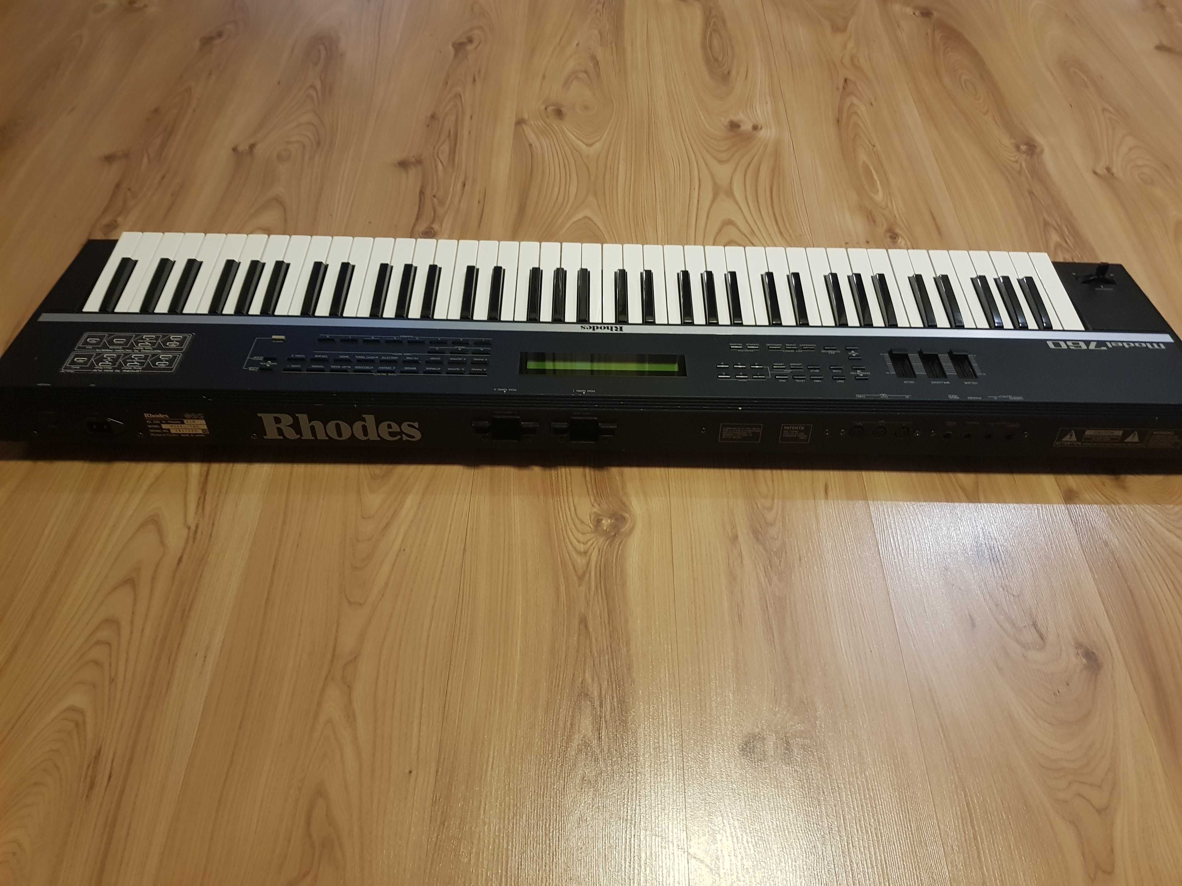Rhodes Model 760 Roland
