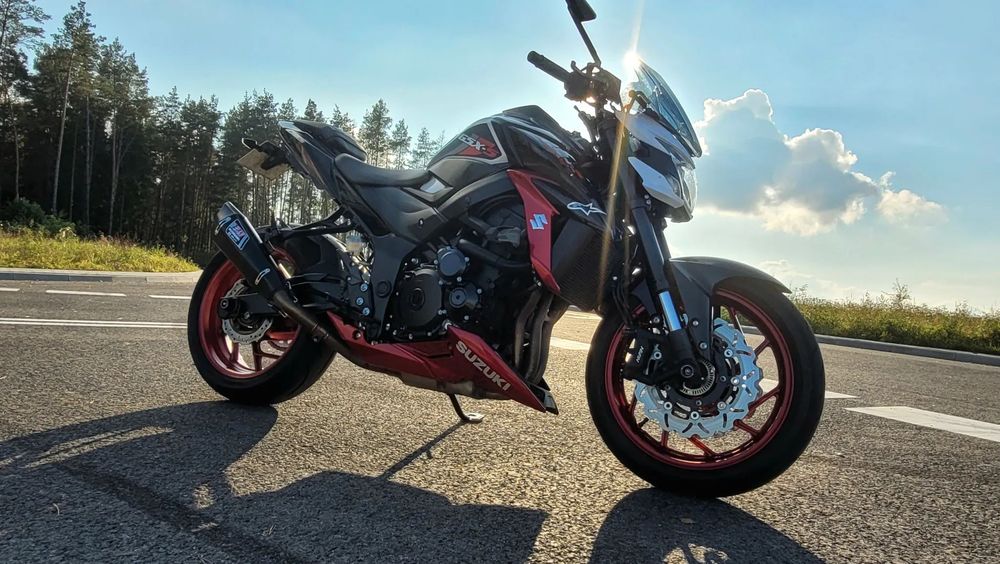 Suzuki GSX Suzuki GSXS 750 GSX-S750 fajny ale wariat