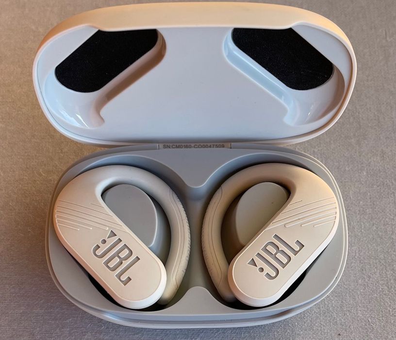 Słuchawki JBL Endurance Peak 3 bezprzewodowe z mikrofonem.