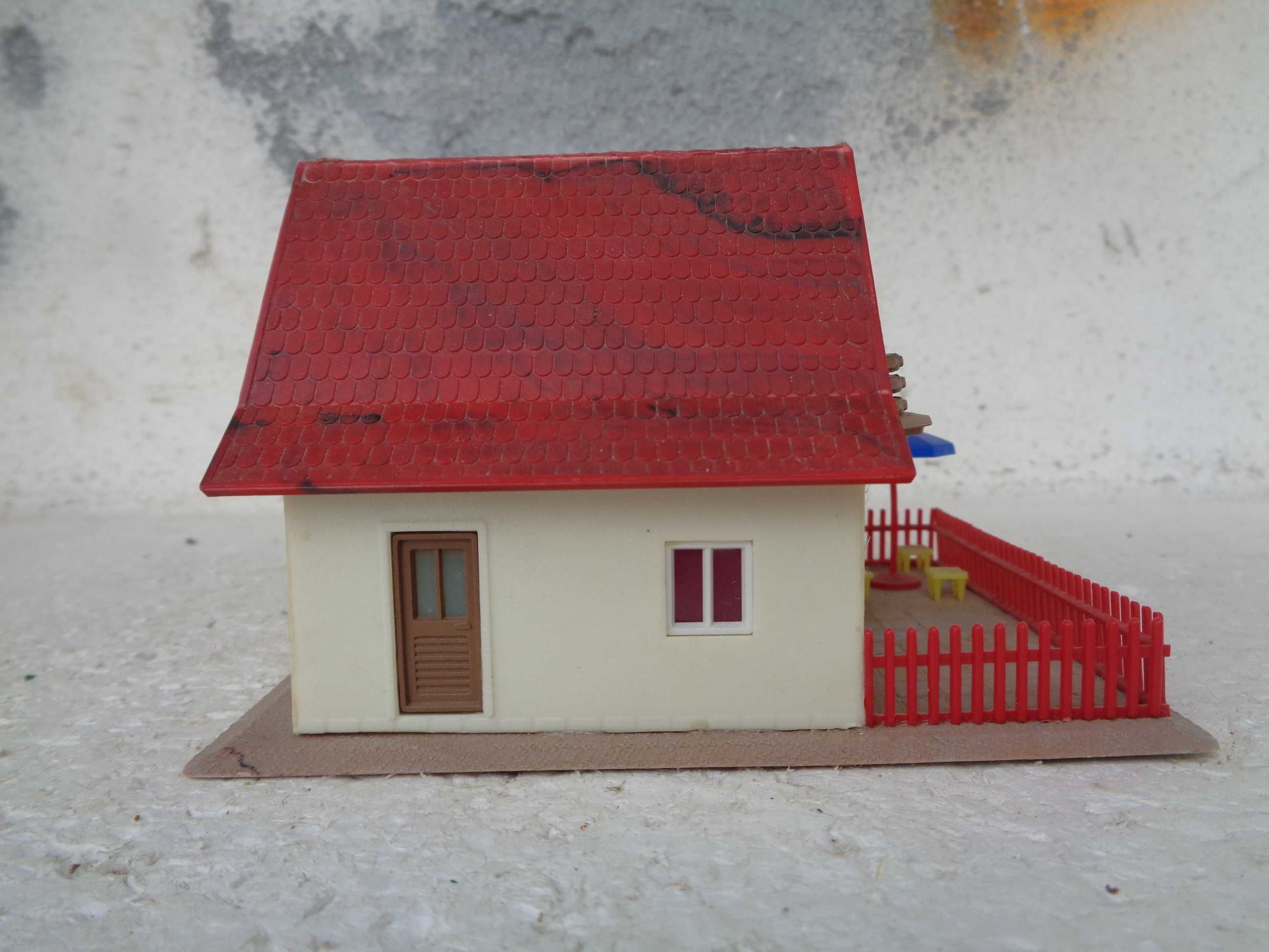 1:87 Faller Moradia estilo francês