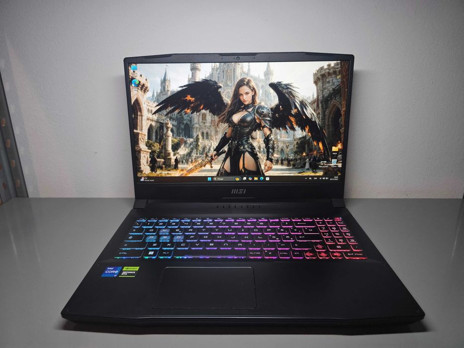 MSI Katana 15  | i7 | RTX 4070 8GB | 16GB DDR5 | 144Hz \1 TB