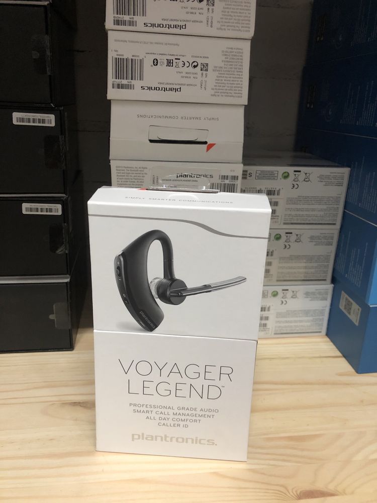 Моно Bluetooth-гарнітура Plantronics Voyager Legend • Нові •Запаковані