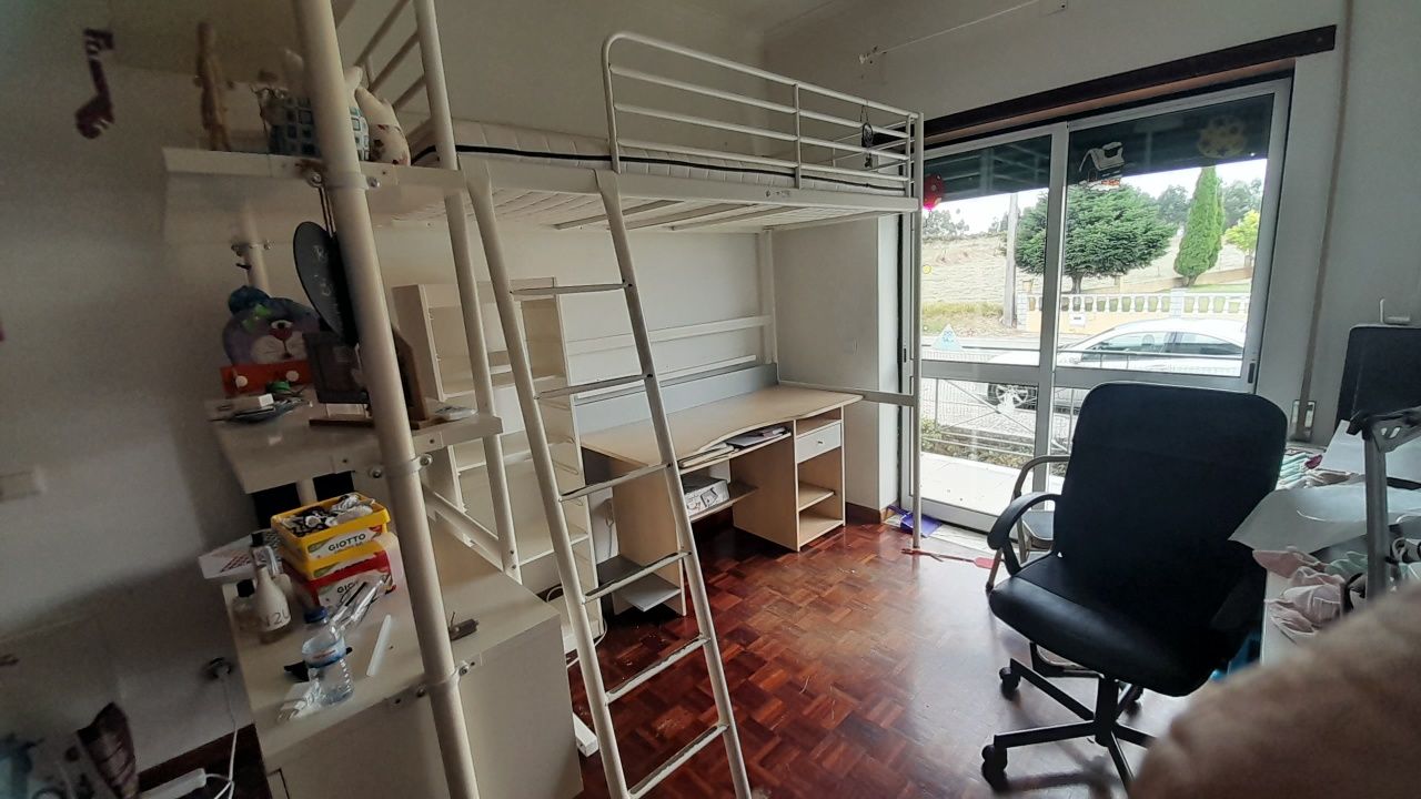 Estrutura cama alta Ikea