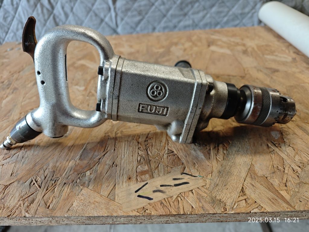 Wiertarka pneumatyczna Fuji FRD 16Z-1