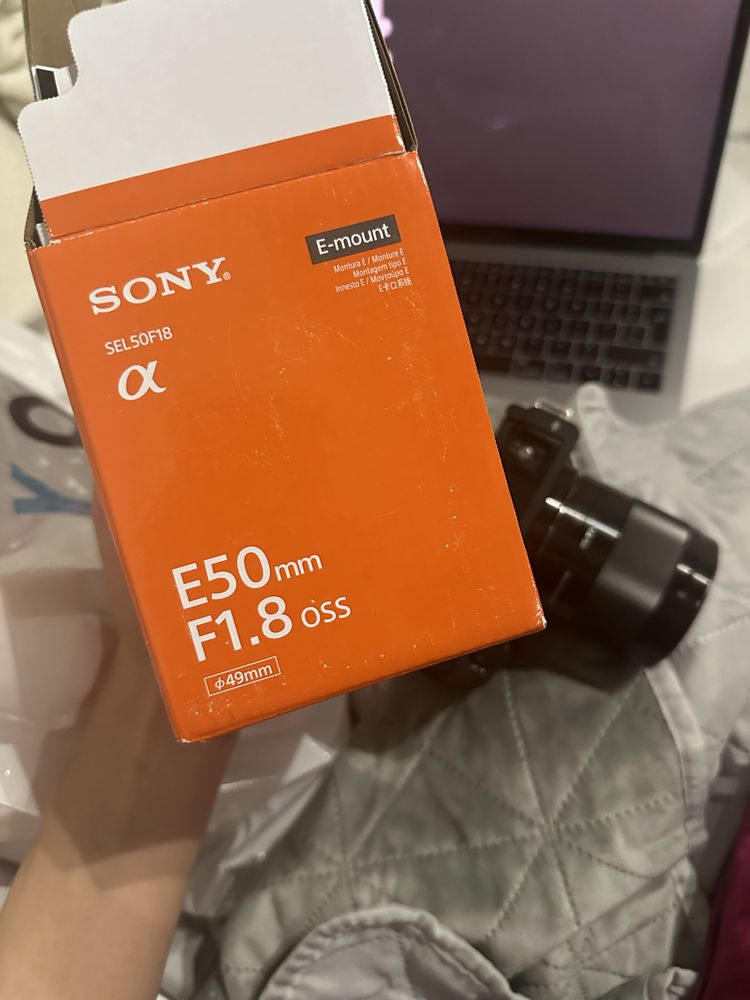 Обʼєктив Sony E 50 mm f/1.8 OSS Black