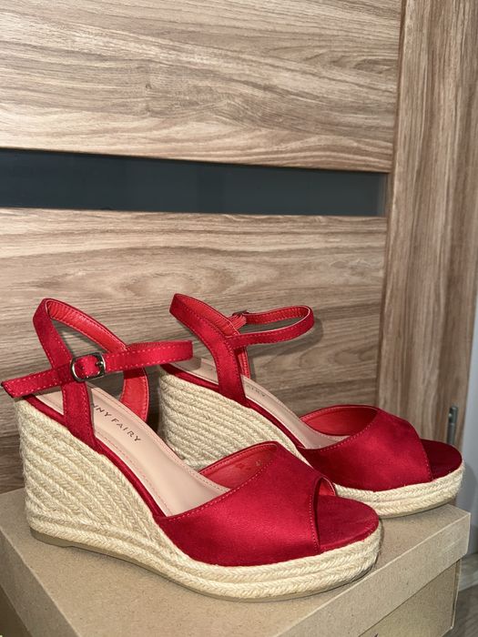 Sandały na Koturnie i Platformie