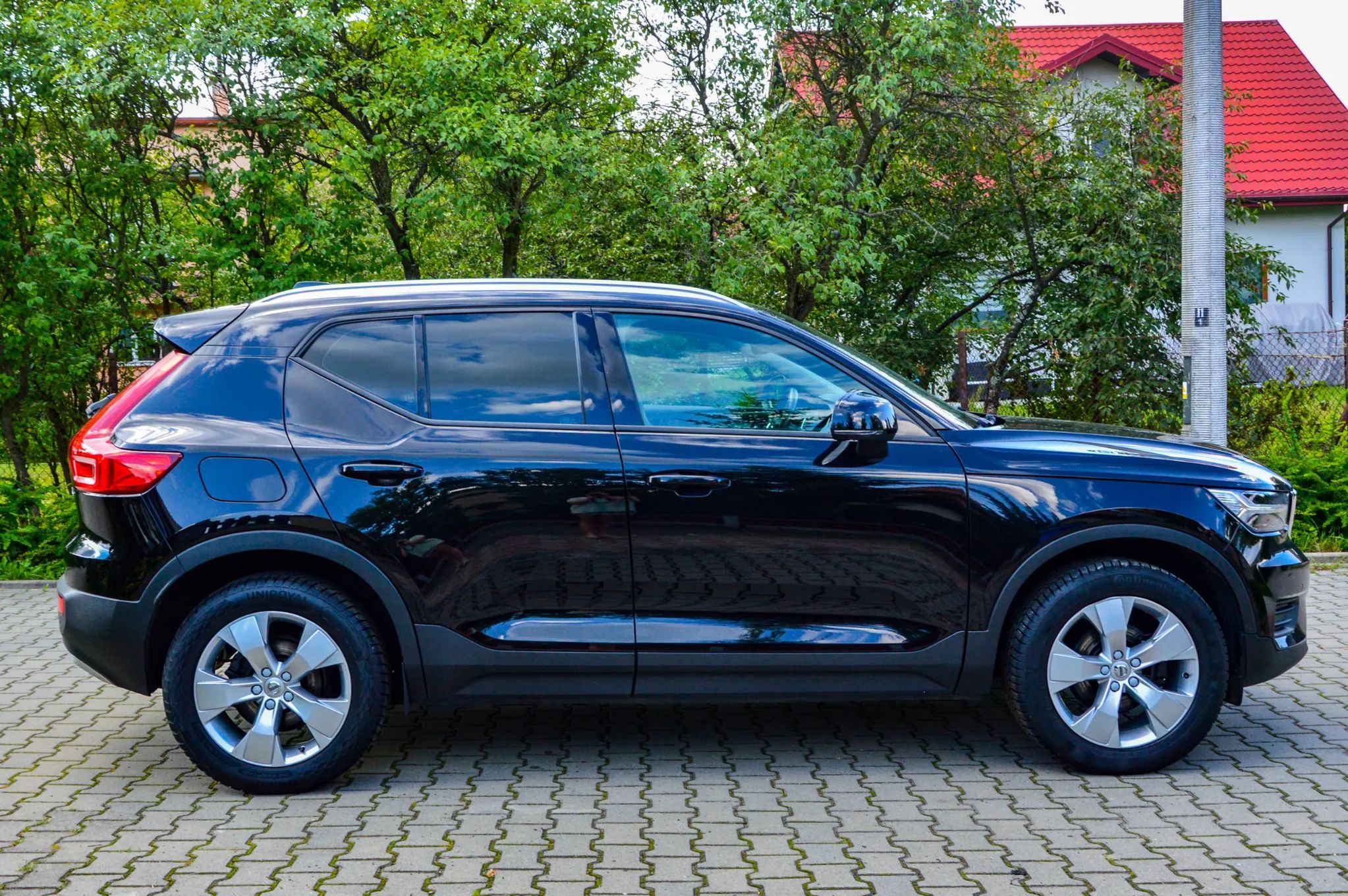 Volvo XC 40 XC40 1.5 benz. 156KM T3 Momentum Harman Kardon