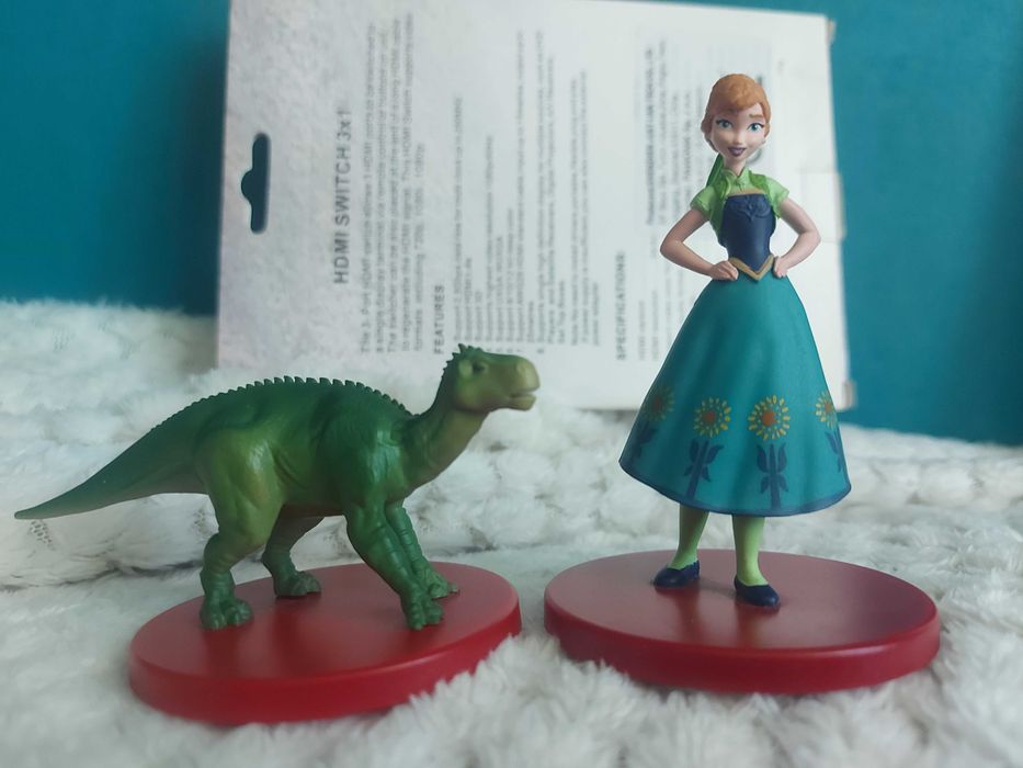 Disney Audiobajki Magia Słuchania dwa figurki z tomu 79 i 82