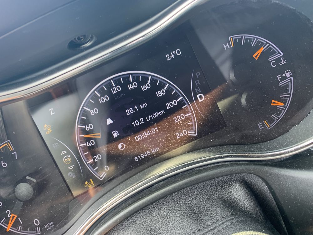 Jeep grand cherokee overland X 5.7HEMI 4x4 ubezpieczony zarejestrowany