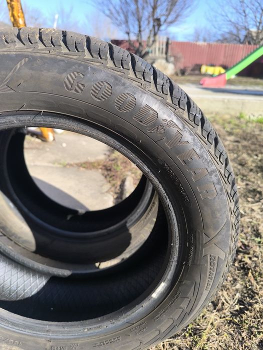 Продам зимнюю резину 195/60 R15