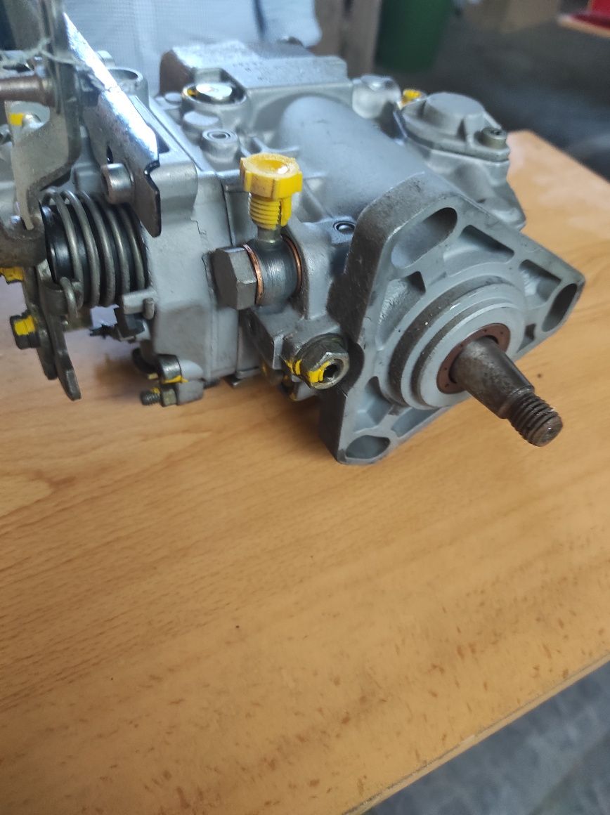 Motor VW 1.6 TD bomba injetora