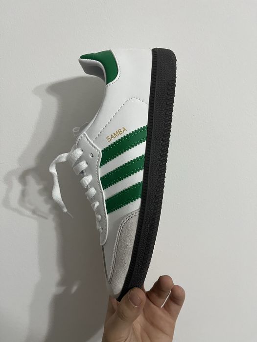 adidas Samba brancas e verdes tamanho 40 novas com caixa