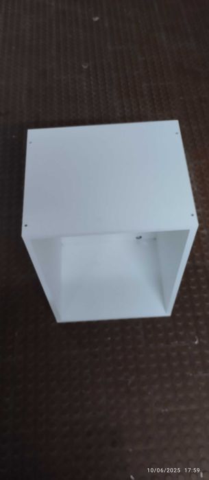 Movel branco multiusos