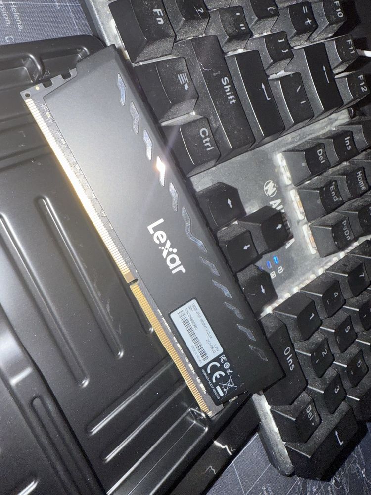 LEXAR THOR DDR4 32GB ram 3600mhz