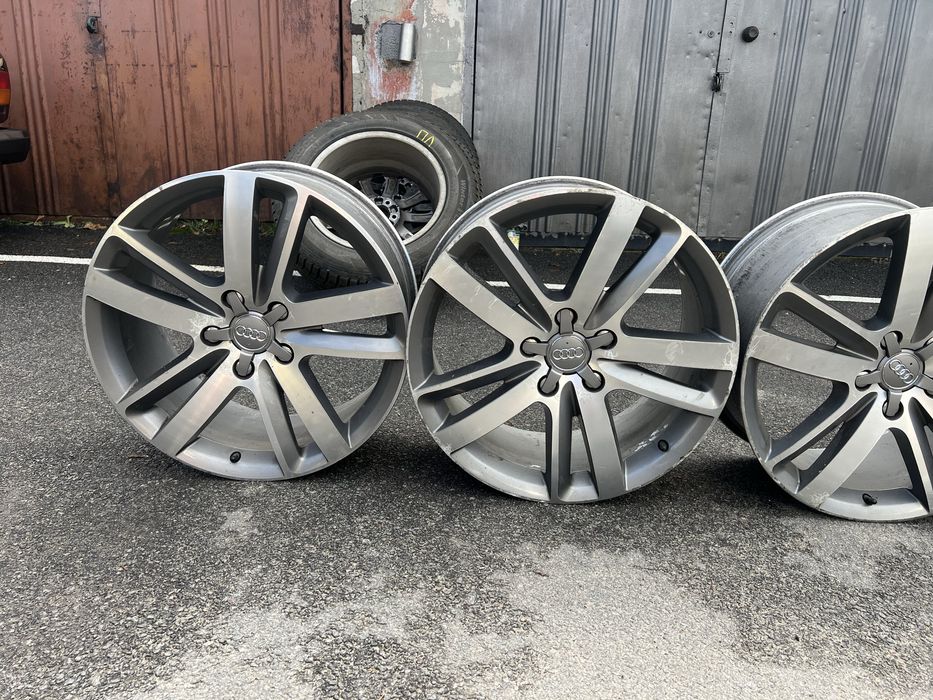 Продам диски Audi Q7 2005-2015г. ЕТ60 R20 5/130